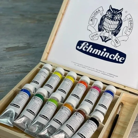 Caja de Madera con 12 Acrílicos Akademie + 1 Pincel Da Vinci