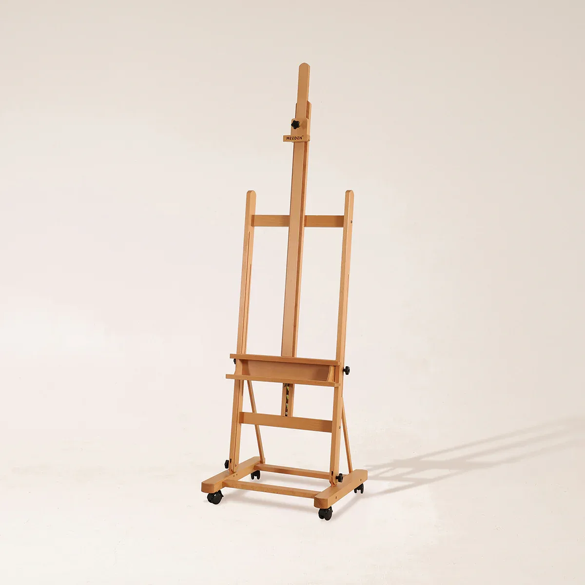 Caballete con Estructura en H y rueditas Meeden